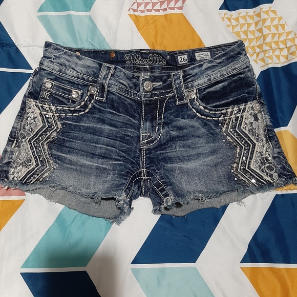 Miss Me Jean shorts - Picture 2 of 8